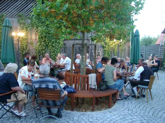 Landgasthof - Hotel Zum Stern Linden (Neustadt (Aisch)) Exterior foto