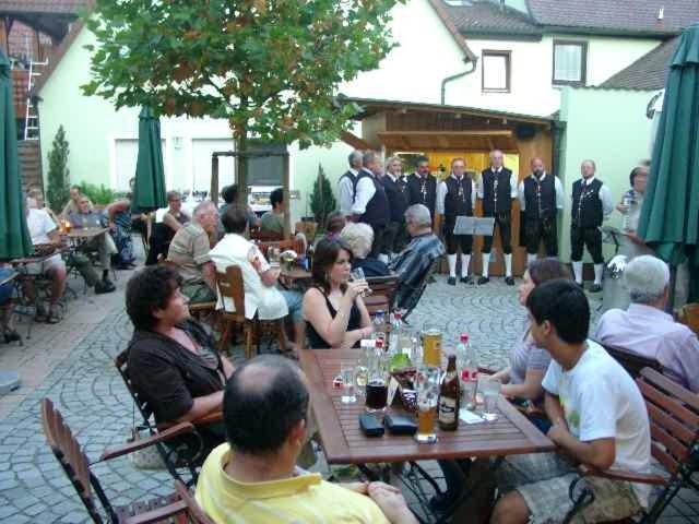 Landgasthof - Hotel Zum Stern Linden (Neustadt (Aisch)) Exterior foto